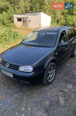 Універсал Volkswagen Golf 2002 в Вінниці
