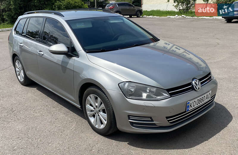 Універсал Volkswagen Golf 2014 в Ужгороді