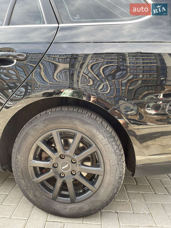 Универсал Volkswagen Golf 2010 в Житомире