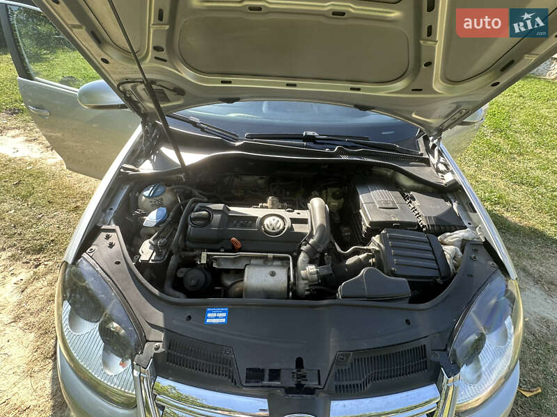 Універсал Volkswagen Golf 2007 в Рава-Руській