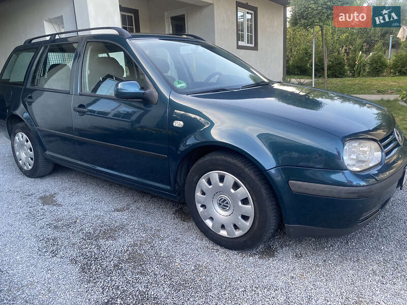 Універсал Volkswagen Golf 2002 в Бучачі