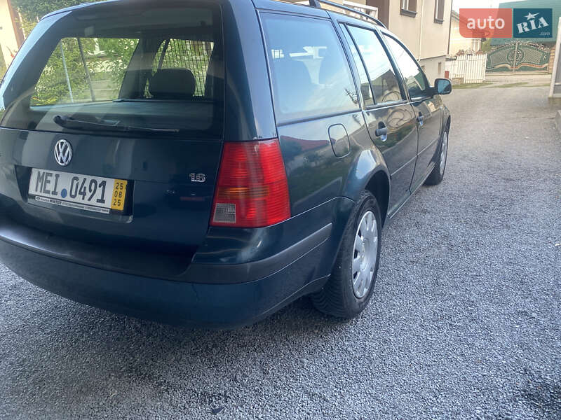 Універсал Volkswagen Golf 2002 в Бучачі