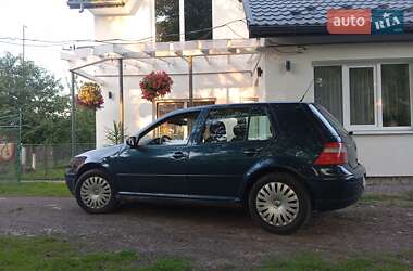 Універсал Volkswagen Golf 2003 в Бориславі