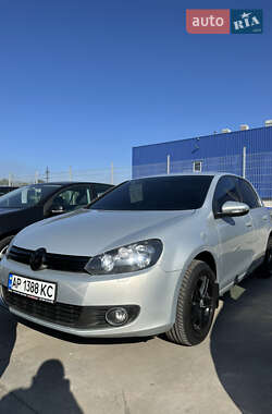 Хетчбек Volkswagen Golf 2012 в Запоріжжі