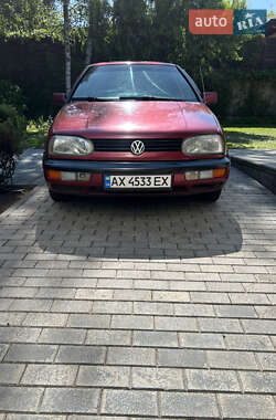 Універсал Volkswagen Golf 1995 в Харкові