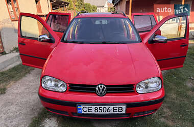Універсал Volkswagen Golf 1999 в Чернівцях