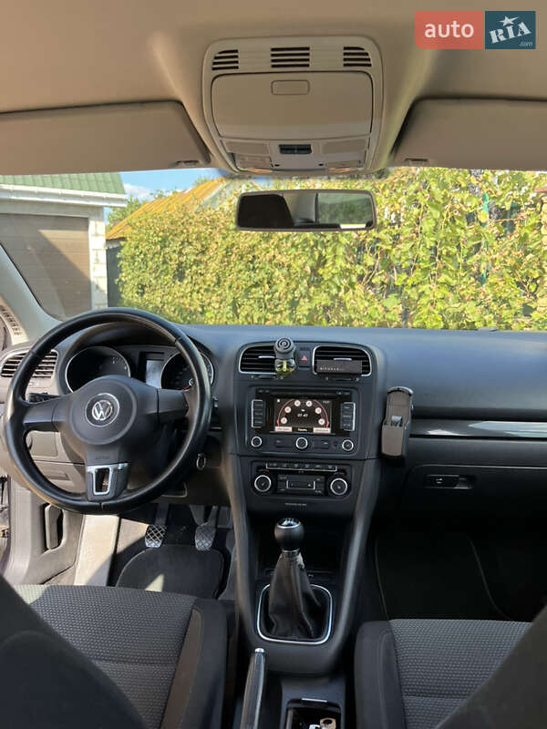 Универсал Volkswagen Golf 2011 в Корсуне-Шевченковском фото 16 Универсал Volkswagen Golf 2011 в Корсуне-Шевченковском