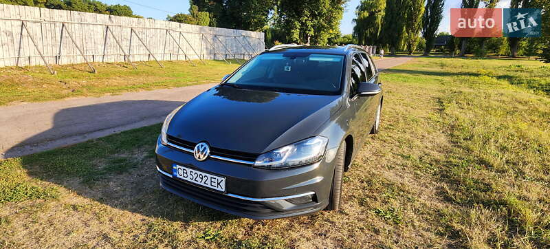 Універсал Volkswagen Golf 2018 в Ніжині