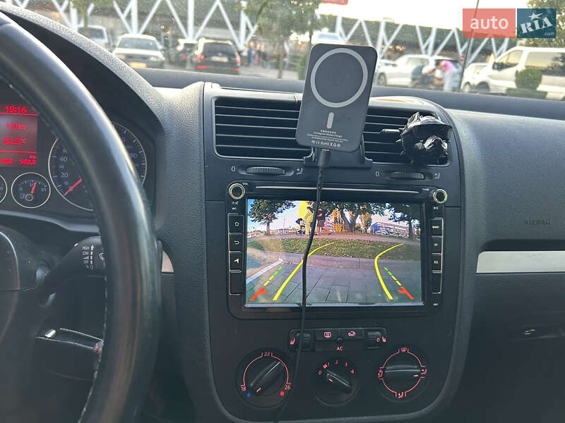 Хэтчбек Volkswagen Golf 2008 в Хмельницком