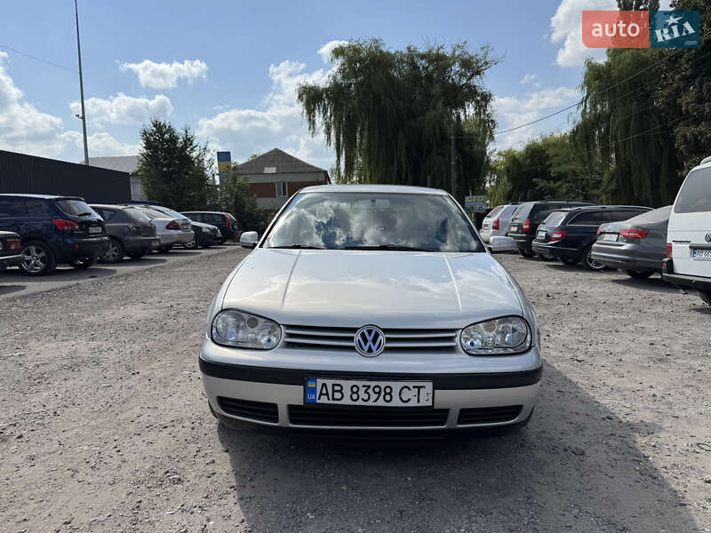 Volkswagen Golf 1998