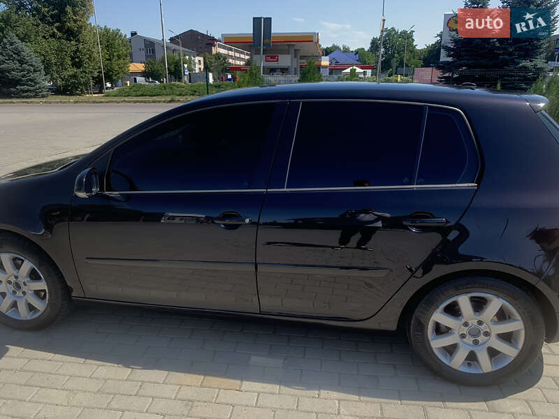 Хэтчбек Volkswagen Golf 2007 в Мукачево
