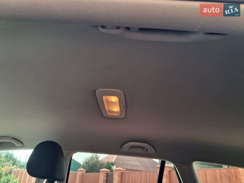 Універсал Volkswagen Golf 2013 в Павлограді