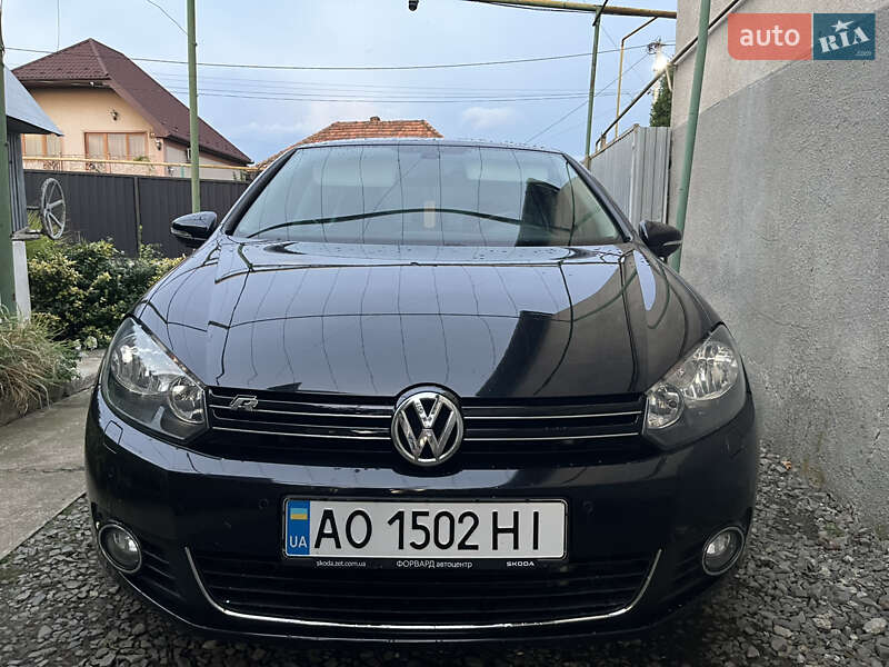 Хетчбек Volkswagen Golf 2009 в Мукачевому