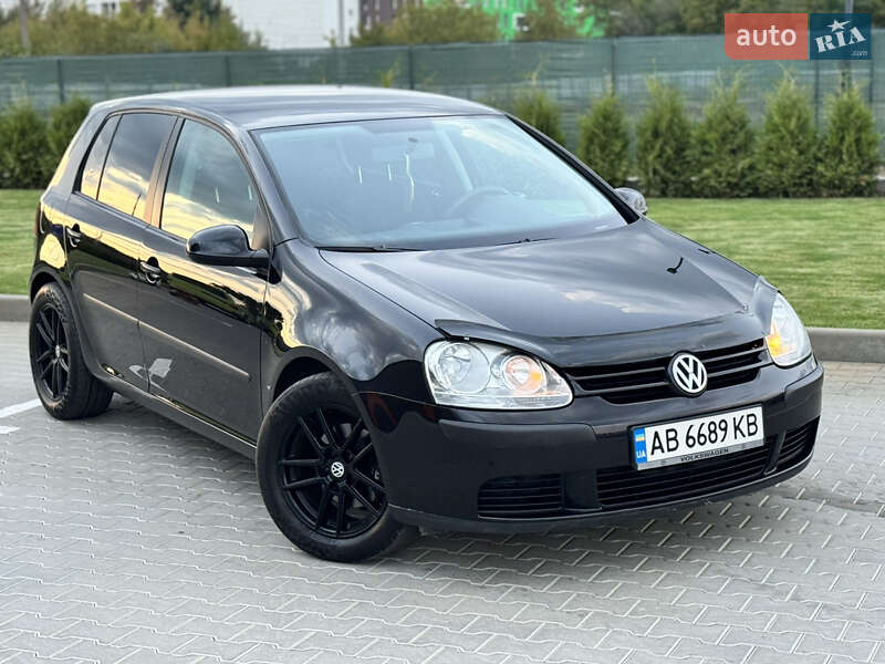 Volkswagen Golf 2004