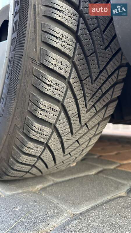 Універсал Volkswagen Golf 2009 в Бершаді