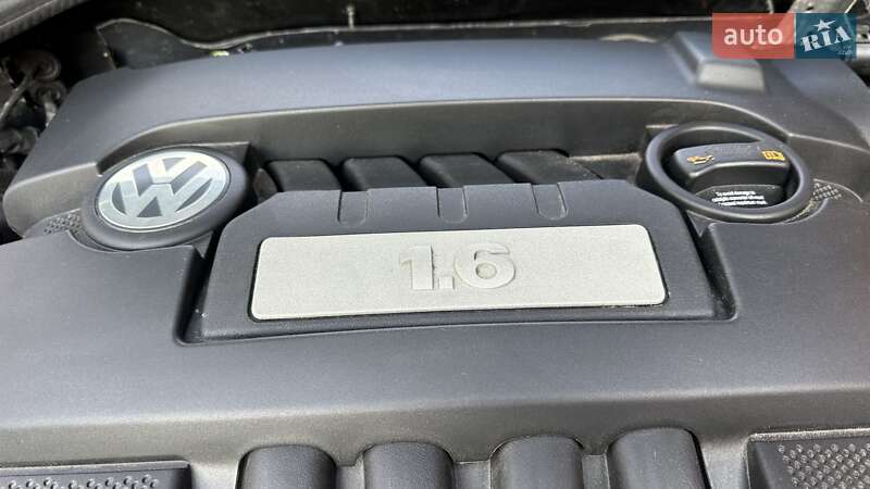 Універсал Volkswagen Golf 2009 в Бершаді