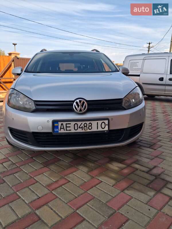 Універсал Volkswagen Golf 2013 в Павлограді