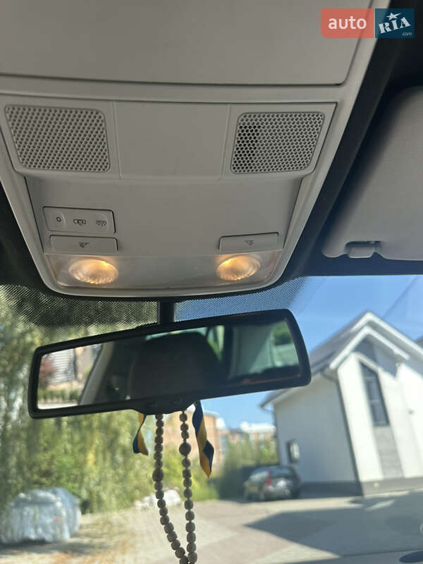 Хетчбек Volkswagen Golf 2006 в Білогородці