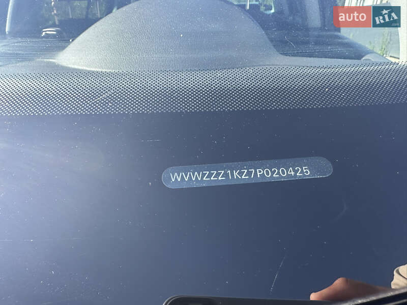 Хетчбек Volkswagen Golf 2006 в Білогородці