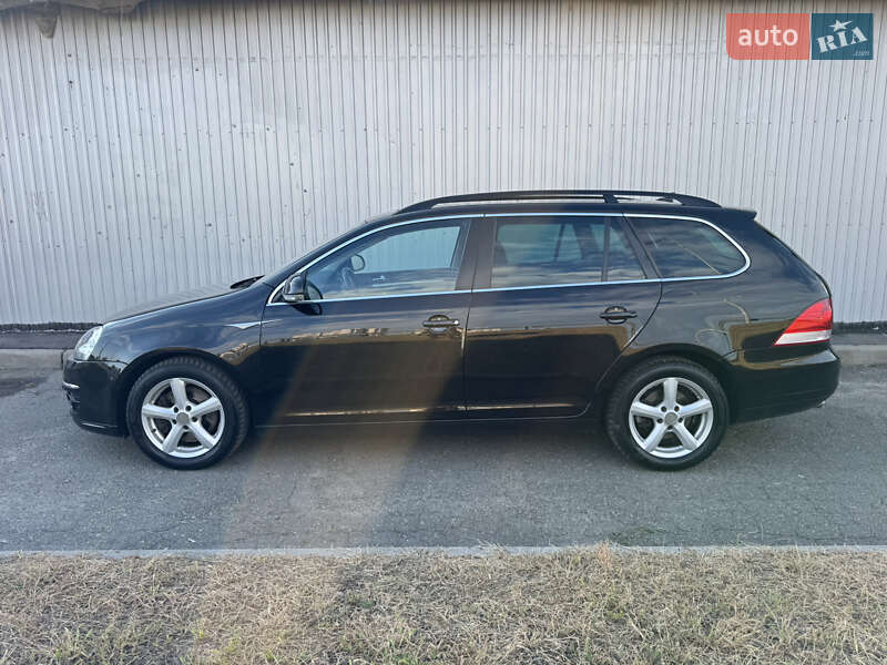 Універсал Volkswagen Golf 2008 в Києві