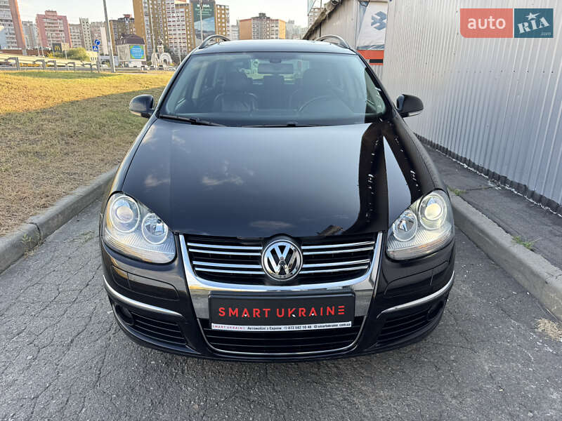 Універсал Volkswagen Golf 2008 в Києві