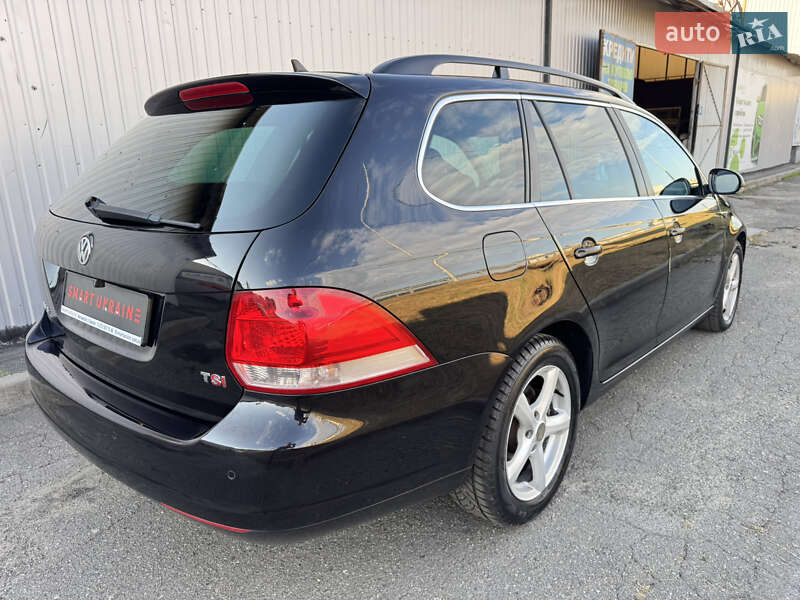 Універсал Volkswagen Golf 2008 в Києві