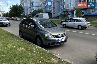 Хетчбек Volkswagen Golf 2005 в Броварах