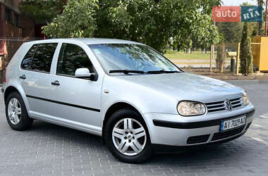Хетчбек Volkswagen Golf 2002 в Полтаві