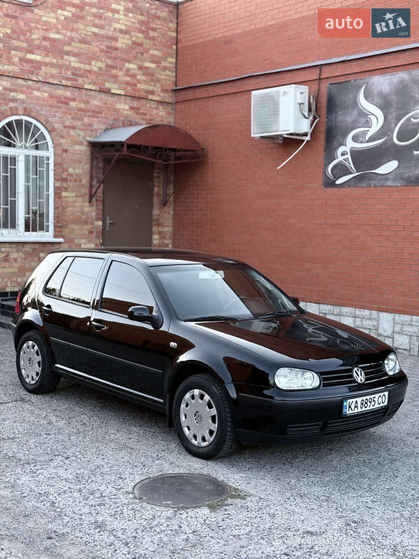Volkswagen Golf 2001