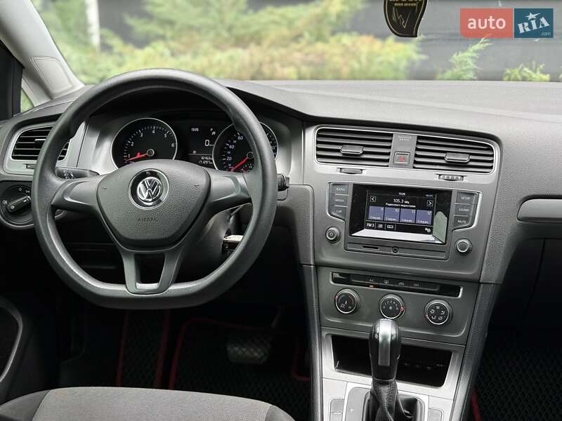 Хетчбек Volkswagen Golf 2014 в Білій Церкві