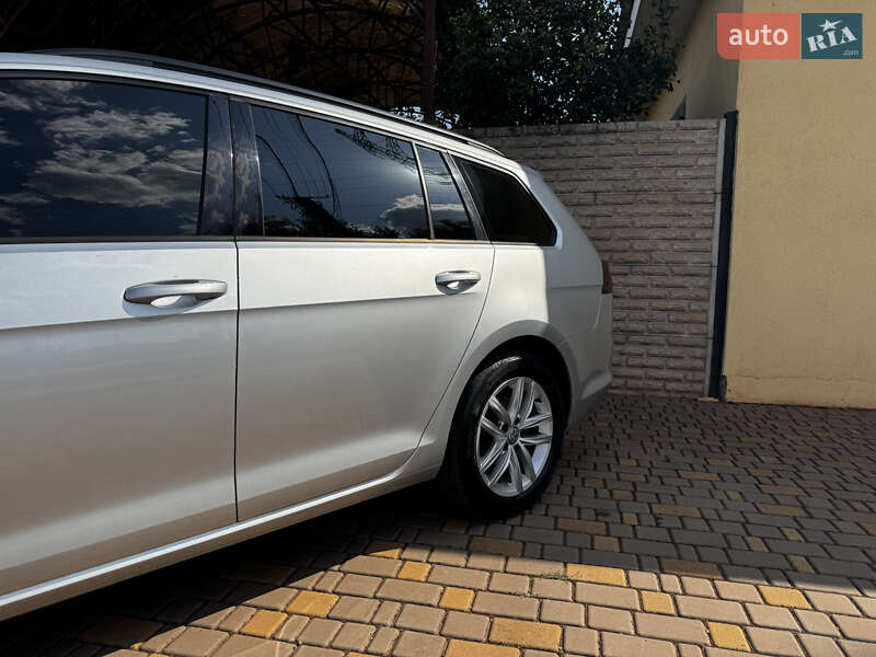 Универсал Volkswagen Golf 2015 в Кривом Роге фото 4 Универсал Volkswagen Golf 2015 в Кривом Роге