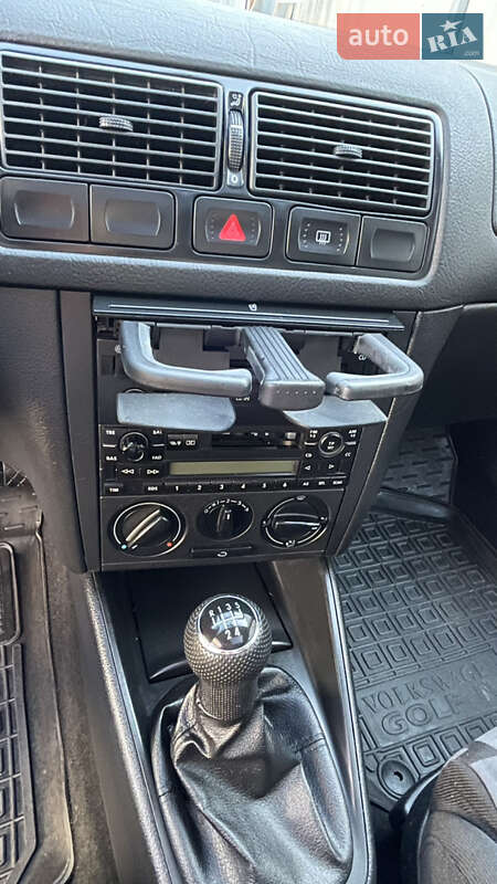 Хетчбек Volkswagen Golf 1997 в Українці