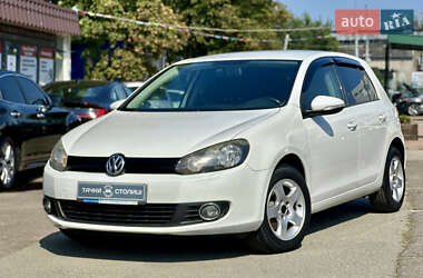 Хетчбек Volkswagen Golf 2010 в Києві