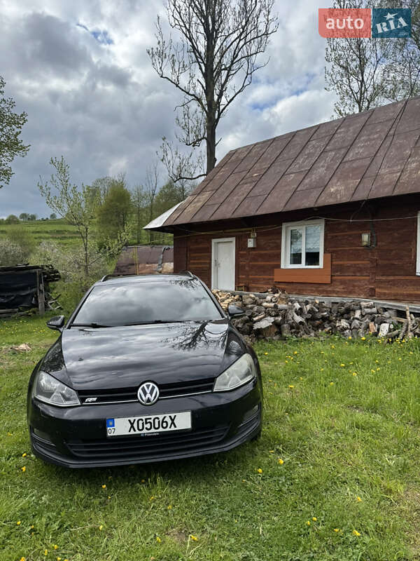 Універсал Volkswagen Golf 2013 в Мукачевому