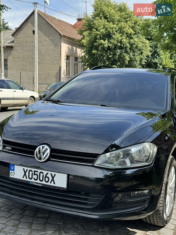 Універсал Volkswagen Golf 2013 в Мукачевому
