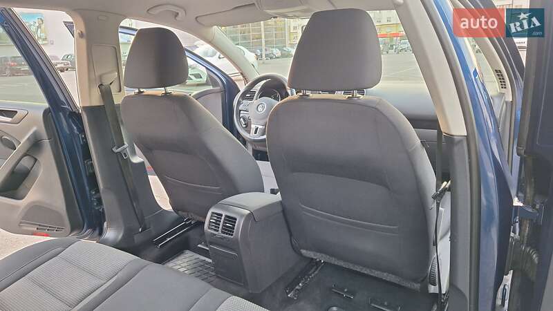 Хетчбек Volkswagen Golf 2010 в Івано-Франківську