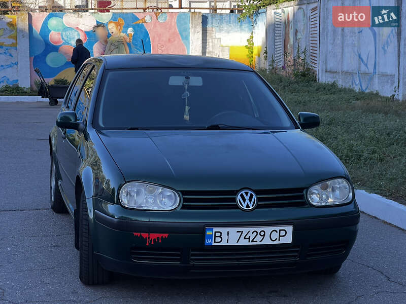 Volkswagen Golf 2000