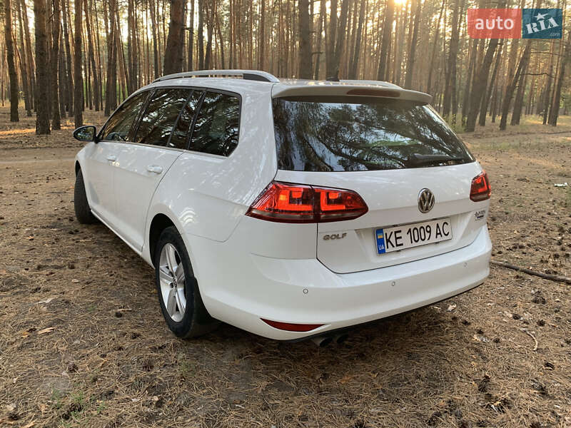 Универсал Volkswagen Golf 2015 в Днепре