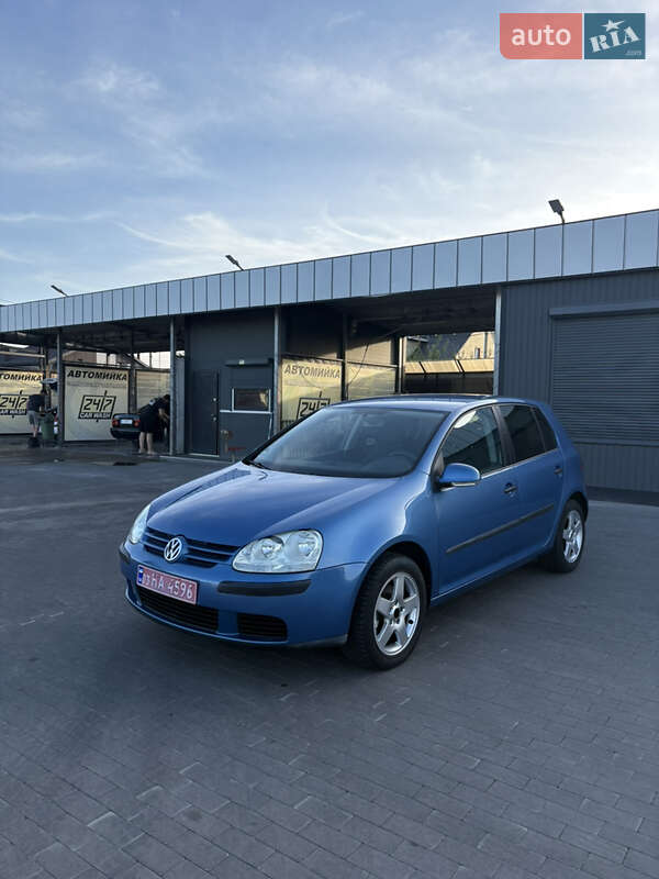 Volkswagen Golf 2005