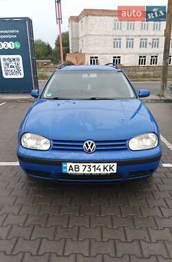Универсал Volkswagen Golf 2000 в Виннице