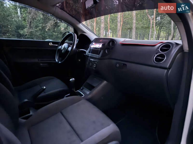 Хэтчбек Volkswagen Golf 2006 в Харькове