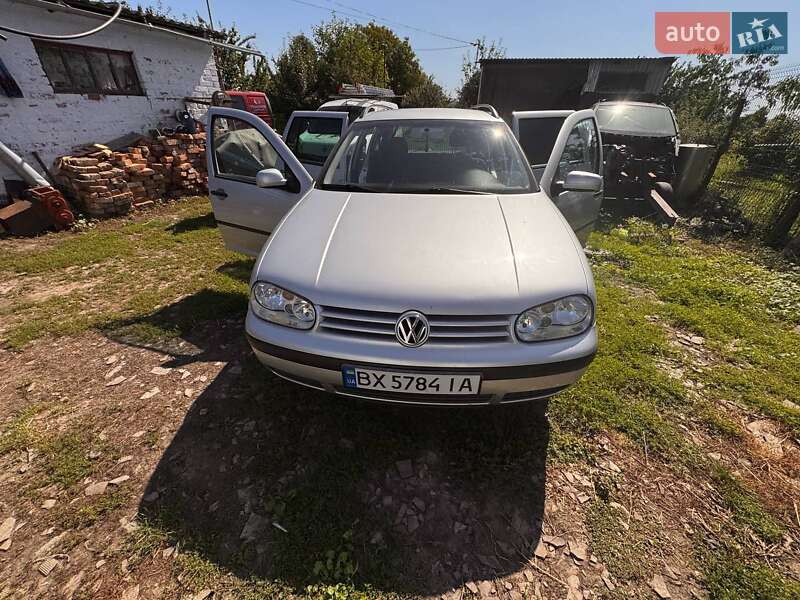 Volkswagen Golf 2001