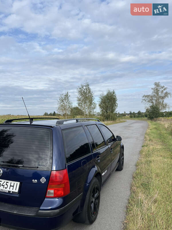 Универсал Volkswagen Golf 2002 в Житомире