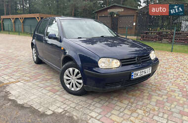 Хетчбек Volkswagen Golf 1999 в Рівному