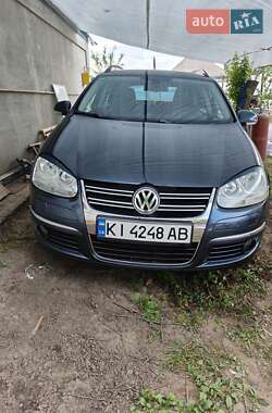 Универсал Volkswagen Golf 2008 в Яготине
