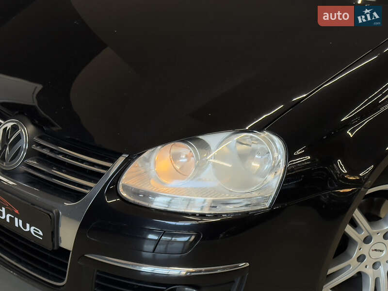 Универсал Volkswagen Golf 2007 в Николаеве