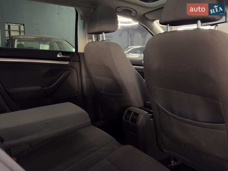 Универсал Volkswagen Golf 2007 в Николаеве