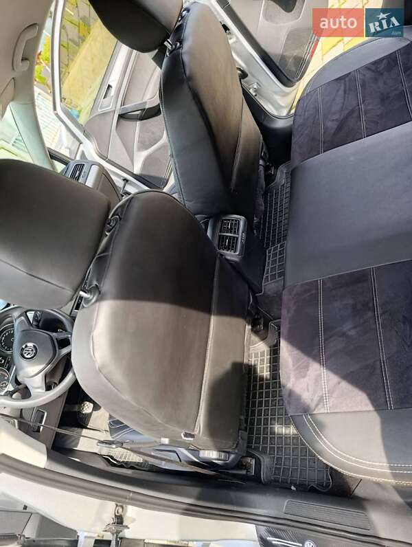 Универсал Volkswagen Golf 2014 в Иршаве