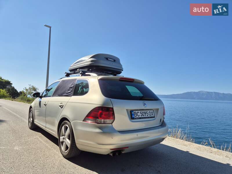 Универсал Volkswagen Golf 2011 в Львове