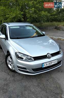 Універсал Volkswagen Golf 2014 в Черкасах